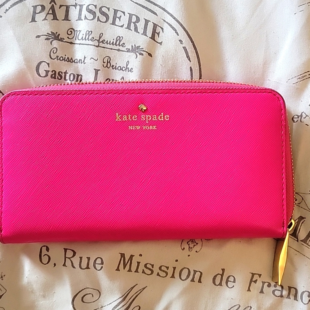 Kate Spade Long Zip Wallet